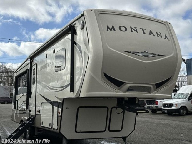2018 Montana 3120RL by Keystone from Johnson RV Fife in Fife, Washington