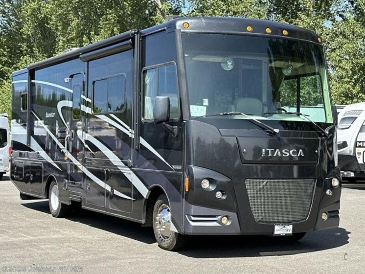 Used 2015 Itasca Sunstar 30T available in Fife, Washington
