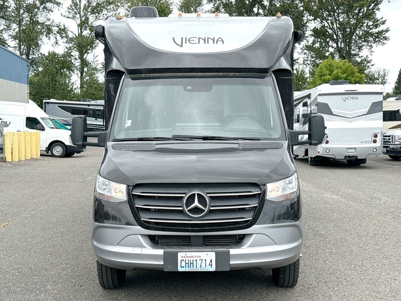 Used 2021 Renegade RV Vienna 25FWS available in Fife, Washington