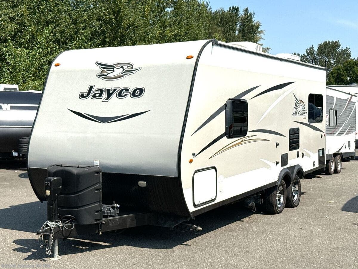 Used 2017 Jayco Jay Flight 21QB available in Fife, Washington