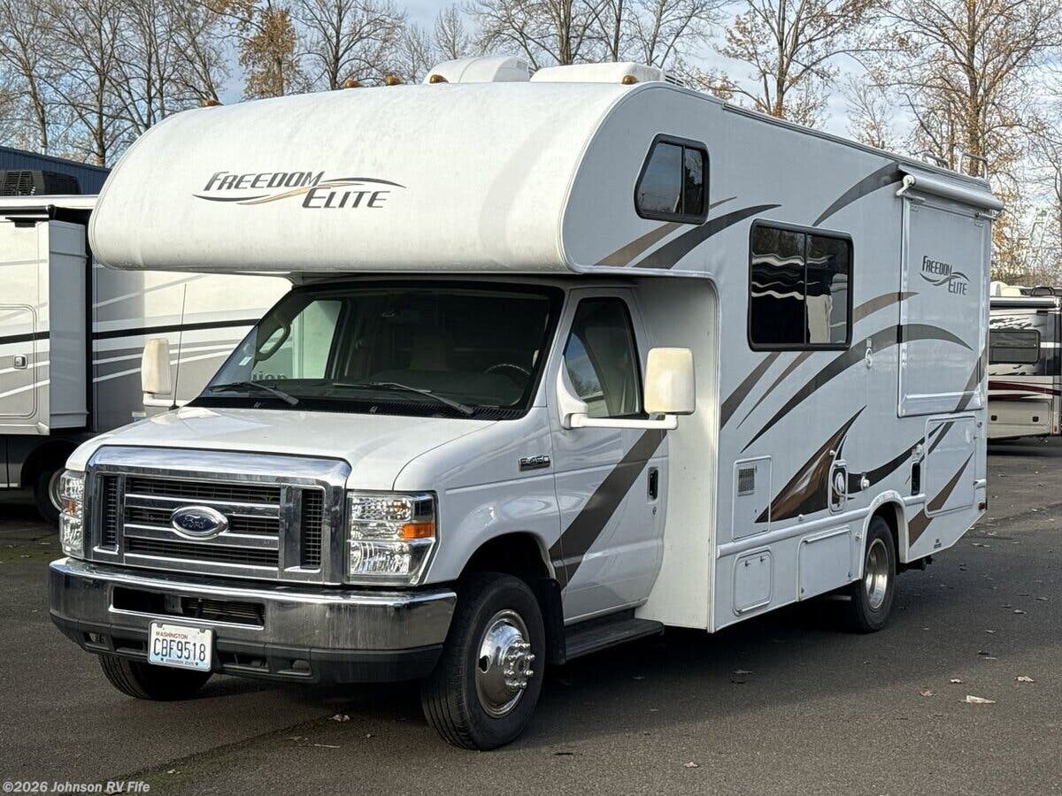 Used 2017 Thor Motor Coach Freedom Elite 22FE available in Fife, Washington