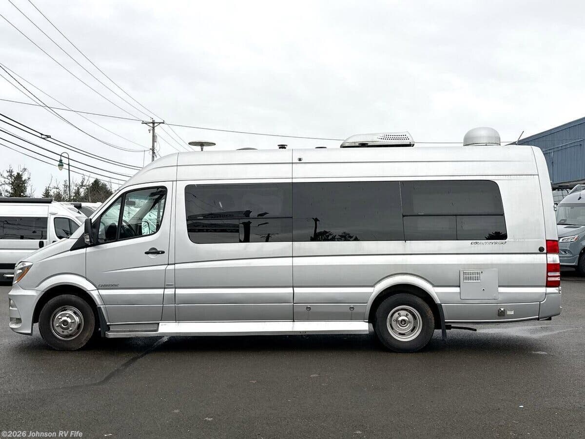 Used 2016 Chinook RV Countryside 24MB available in Fife, Washington