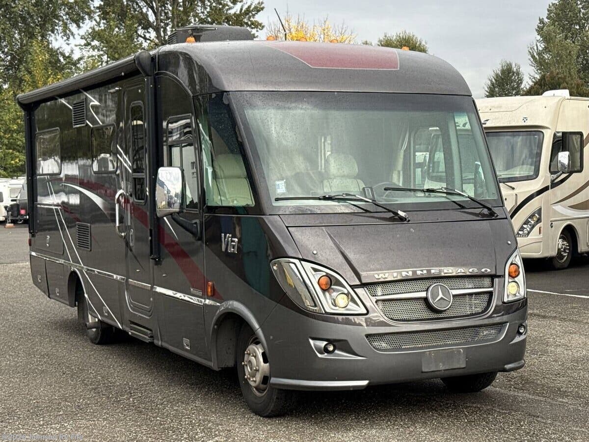 2017 Winnebago Via 25T - Used Class A For Sale by Johnson RV Fife in Fife, Washington