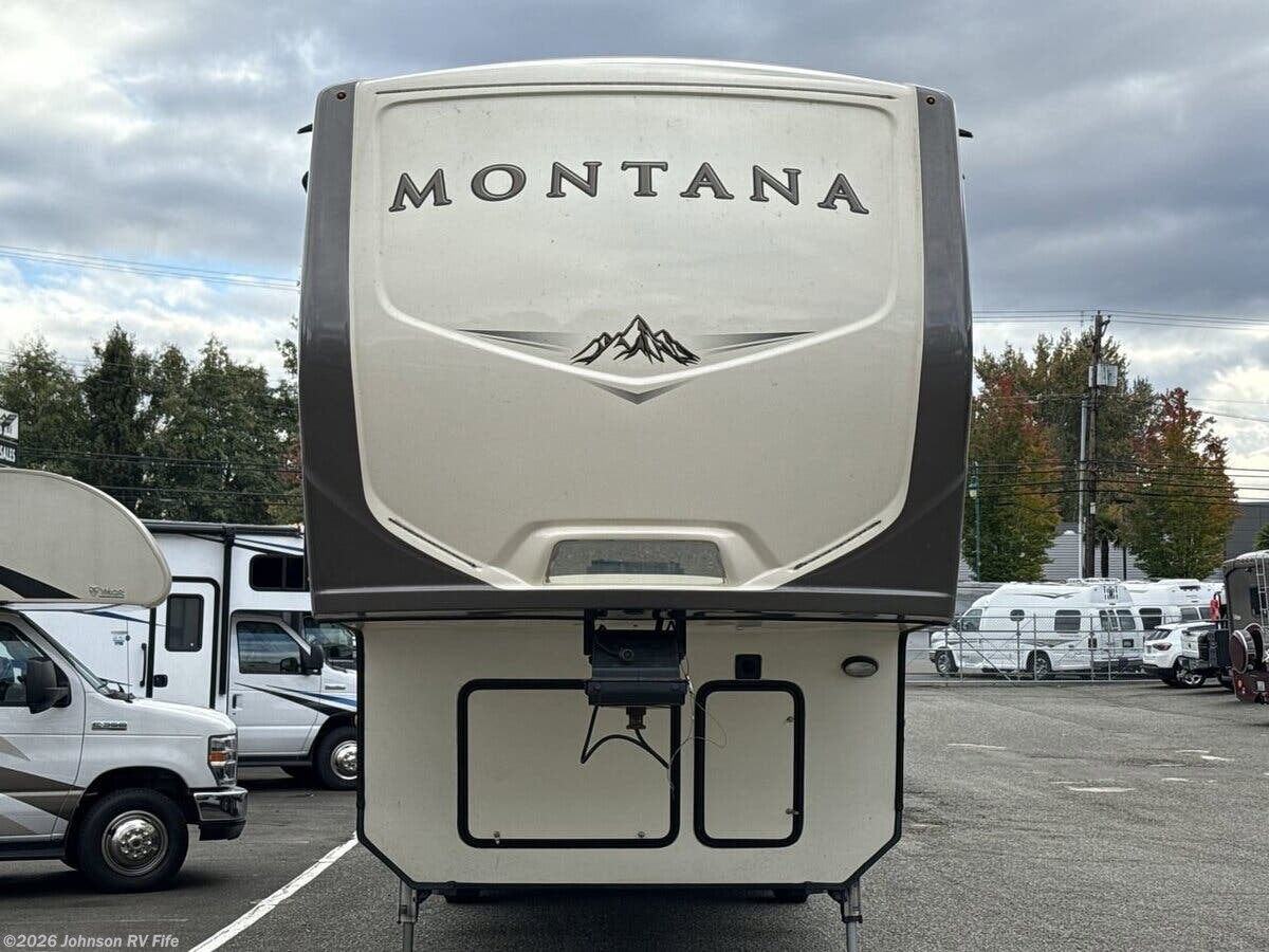 2018 Montana 3160RL by Keystone from Johnson RV Fife in Fife, Washington