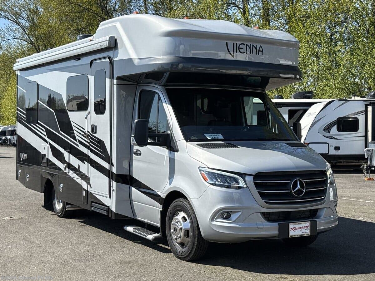 2025 Renegade RV Vienna 25FWC 25C - New Class C For Sale by Johnson RV Fife in Fife, Washington