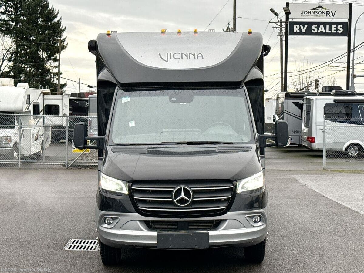 2023 Vienna 25TBN by Renegade RV from Johnson RV Fife in Fife, Washington