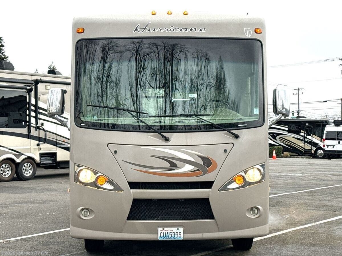2015 Hurricane 27K by Thor Motor Coach from Johnson RV Fife in Fife, Washington