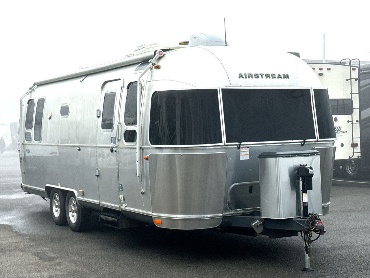 2016 Flying Cloud 26 by Airstream from Johnson RV Fife in Fife, Washington