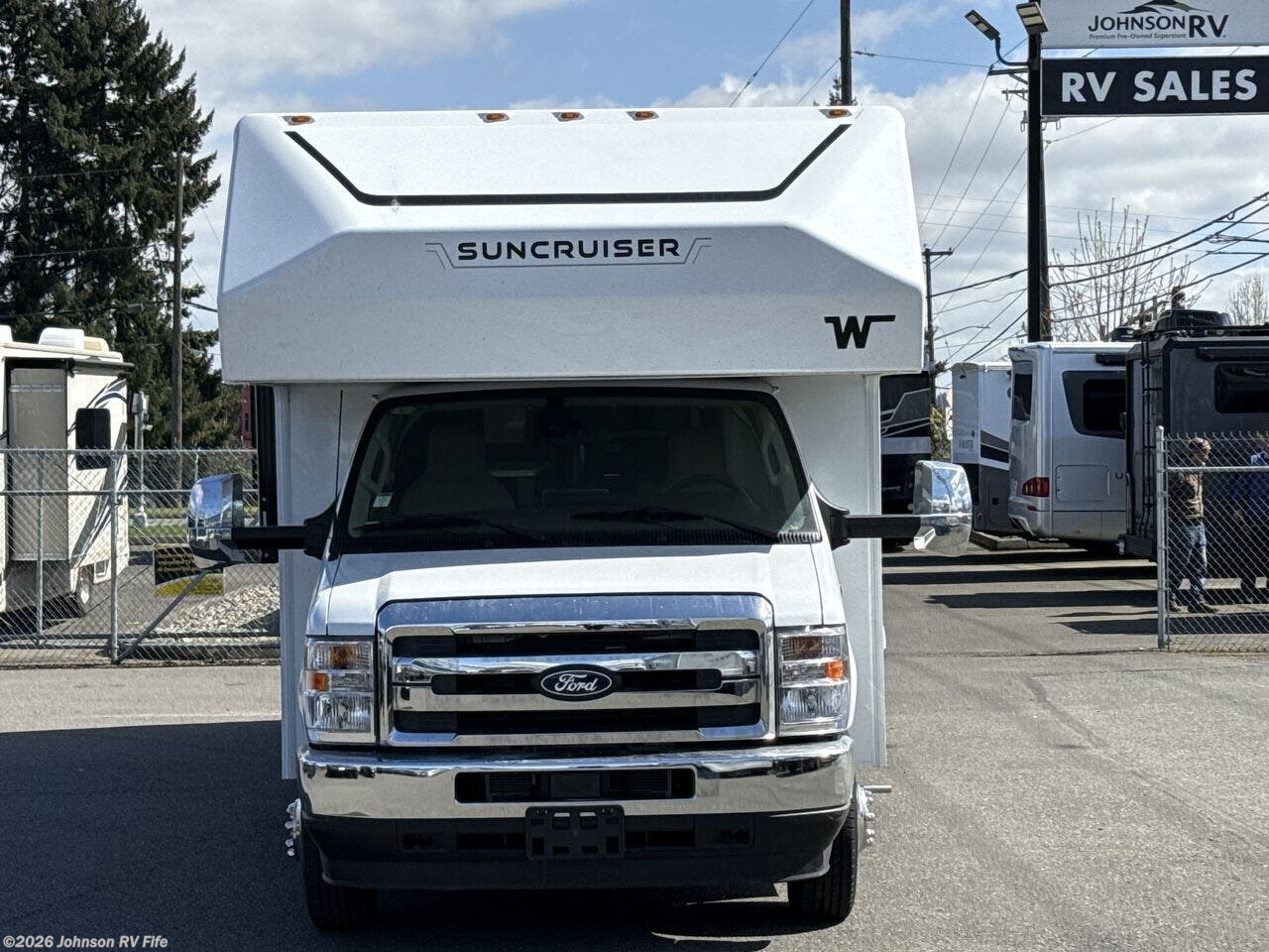 New 2027 Winnebago Suncruiser 26FE available in Fife, Washington