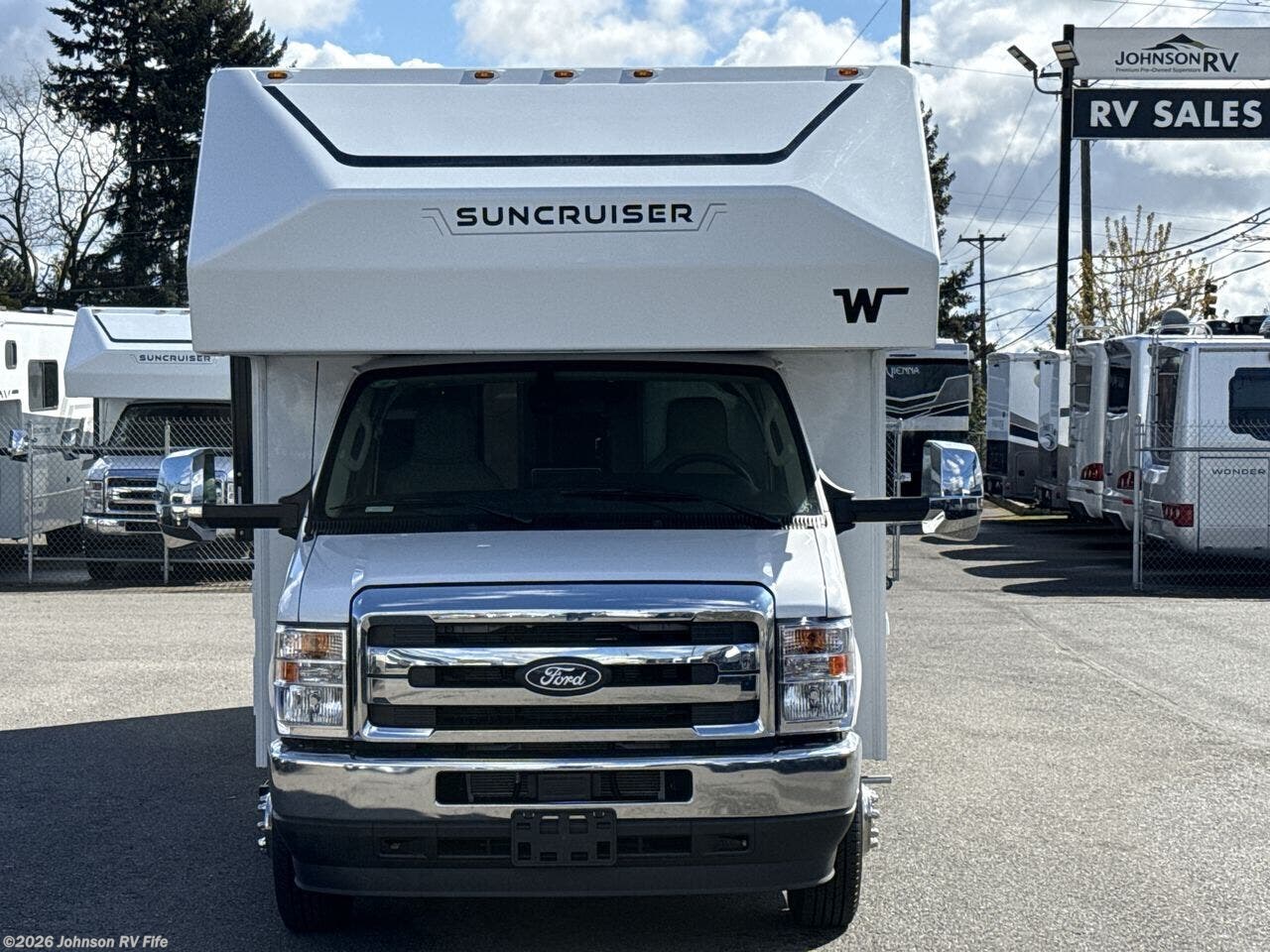 2027 Suncruiser 28MB by Winnebago from Johnson RV Fife in Fife, Washington