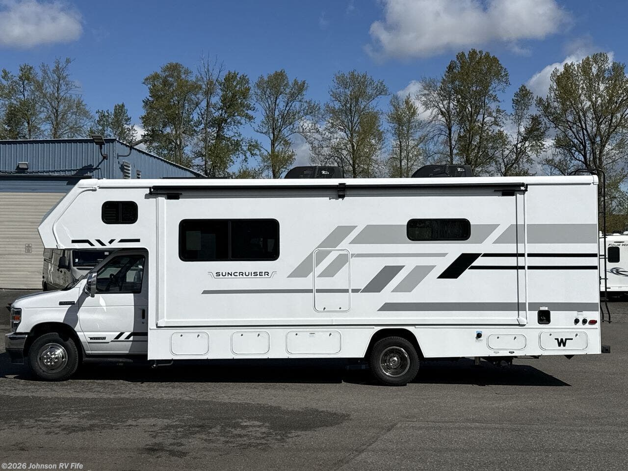 New 2027 Winnebago Suncruiser 28MB available in Fife, Washington