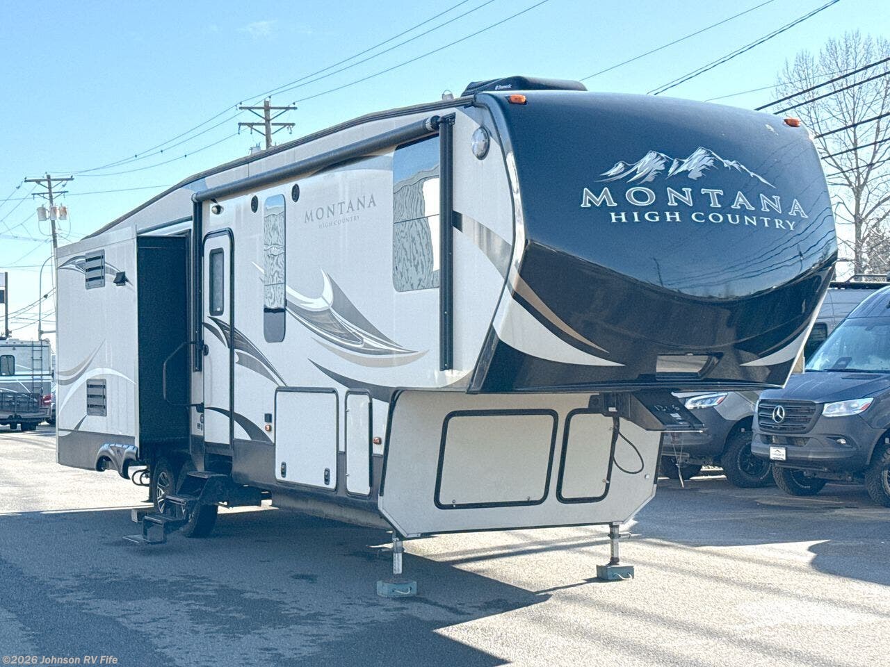 2016 Montana 305RL by Keystone from Johnson RV Fife in Fife, Washington