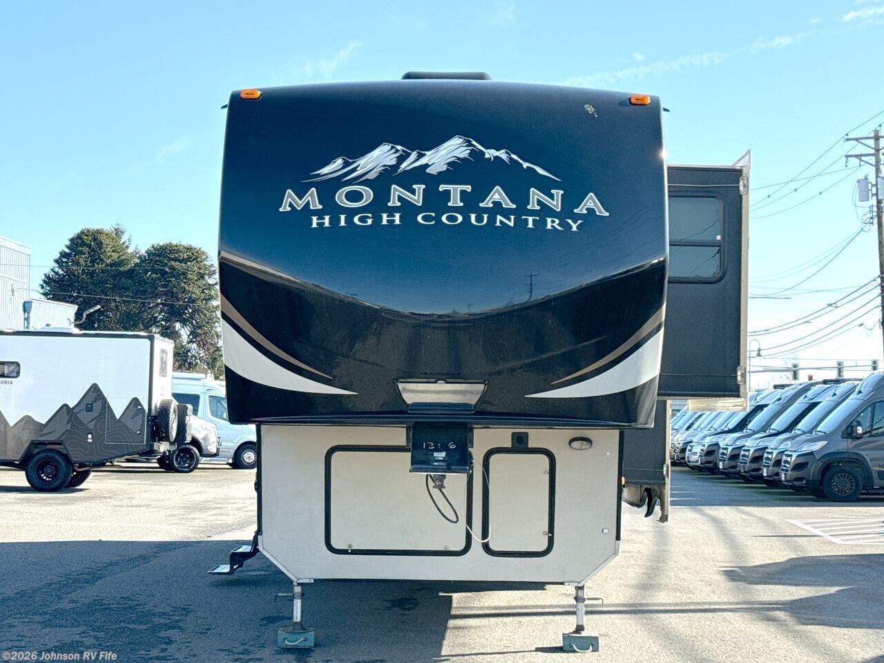 Used 2016 Keystone Montana 305RL available in Fife, Washington