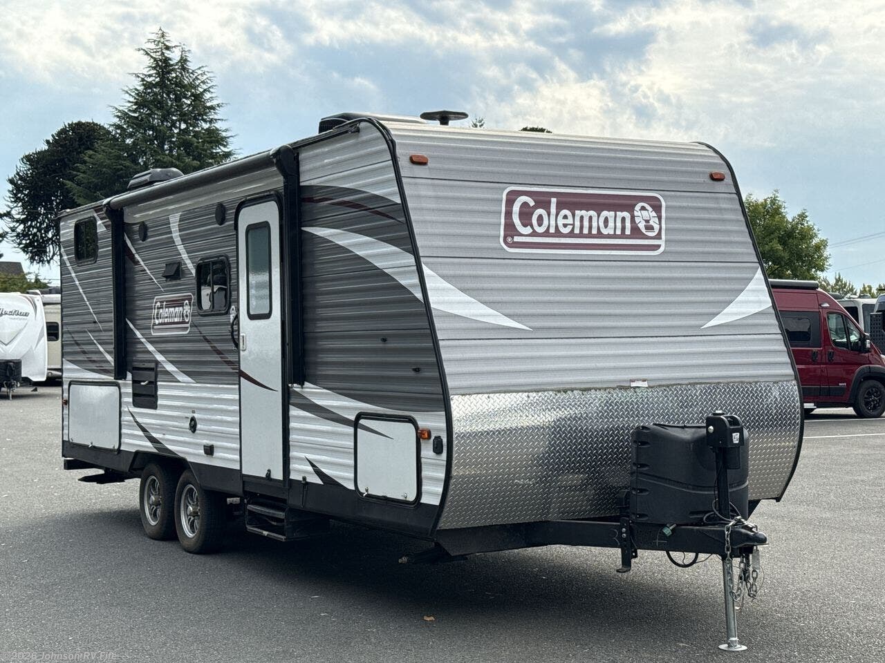 2018 Coleman LANTERN 215BH - Used Travel Trailer For Sale by Johnson RV Fife in Fife, Washington