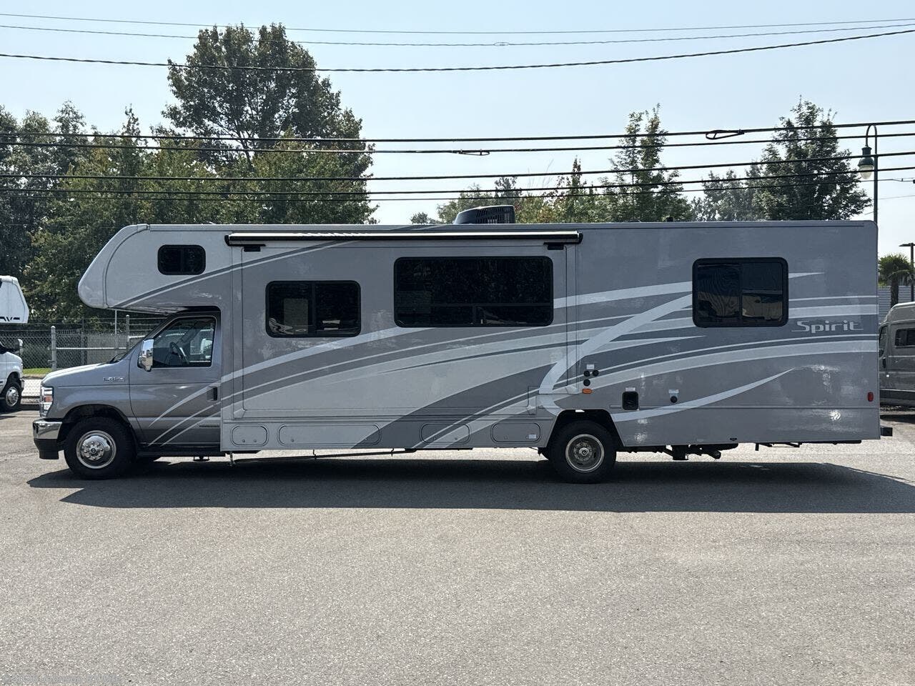 2025 Spirit 31K by Winnebago from Johnson RV Fife in Fife, Washington