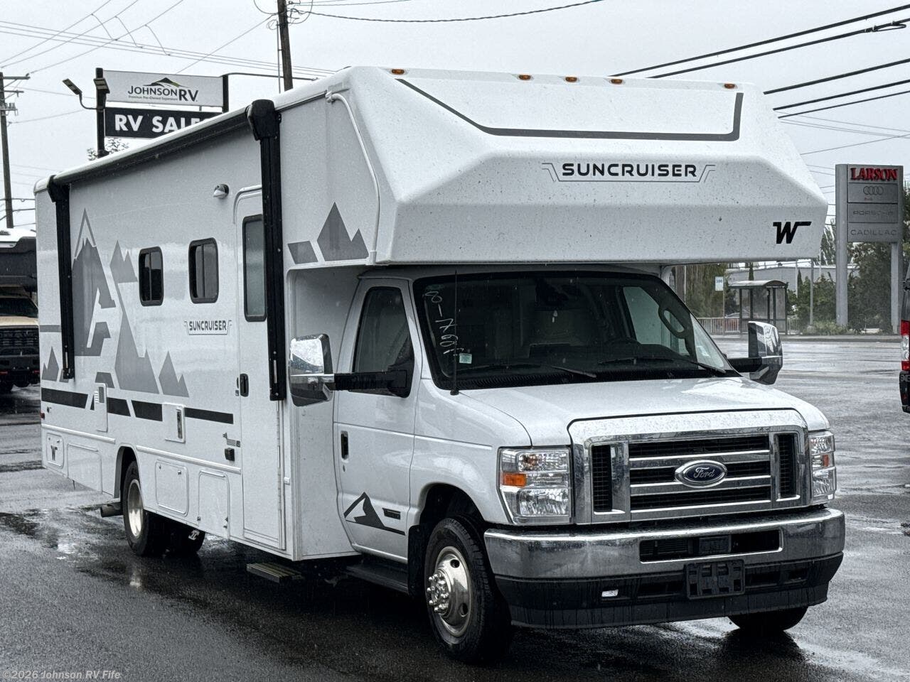 2027 Suncruiser 28MB by Winnebago from Johnson RV Fife in Fife, Washington