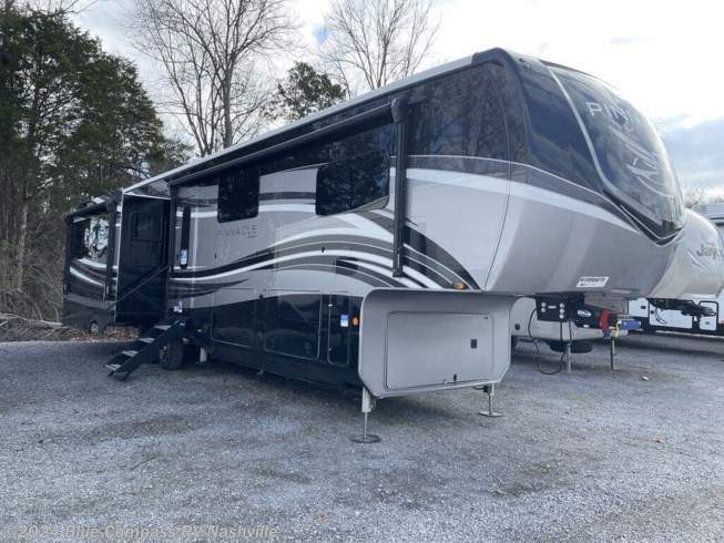 2024 Pinnacle 37MDQS by Jayco from Blue Compass RV Nashville in Lebanon, Tennessee