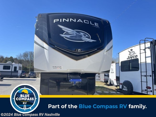 New 2024 Jayco Pinnacle 36FBTS available in Lebanon, Tennessee