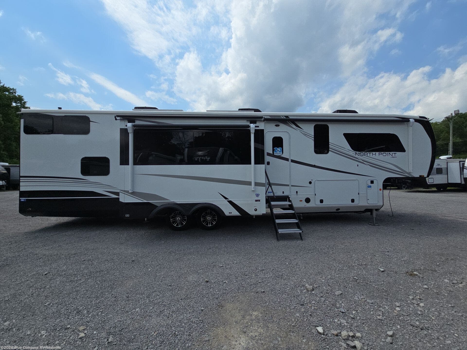New 2025 Jayco North Point 390CKDS available in Lebanon, Tennessee