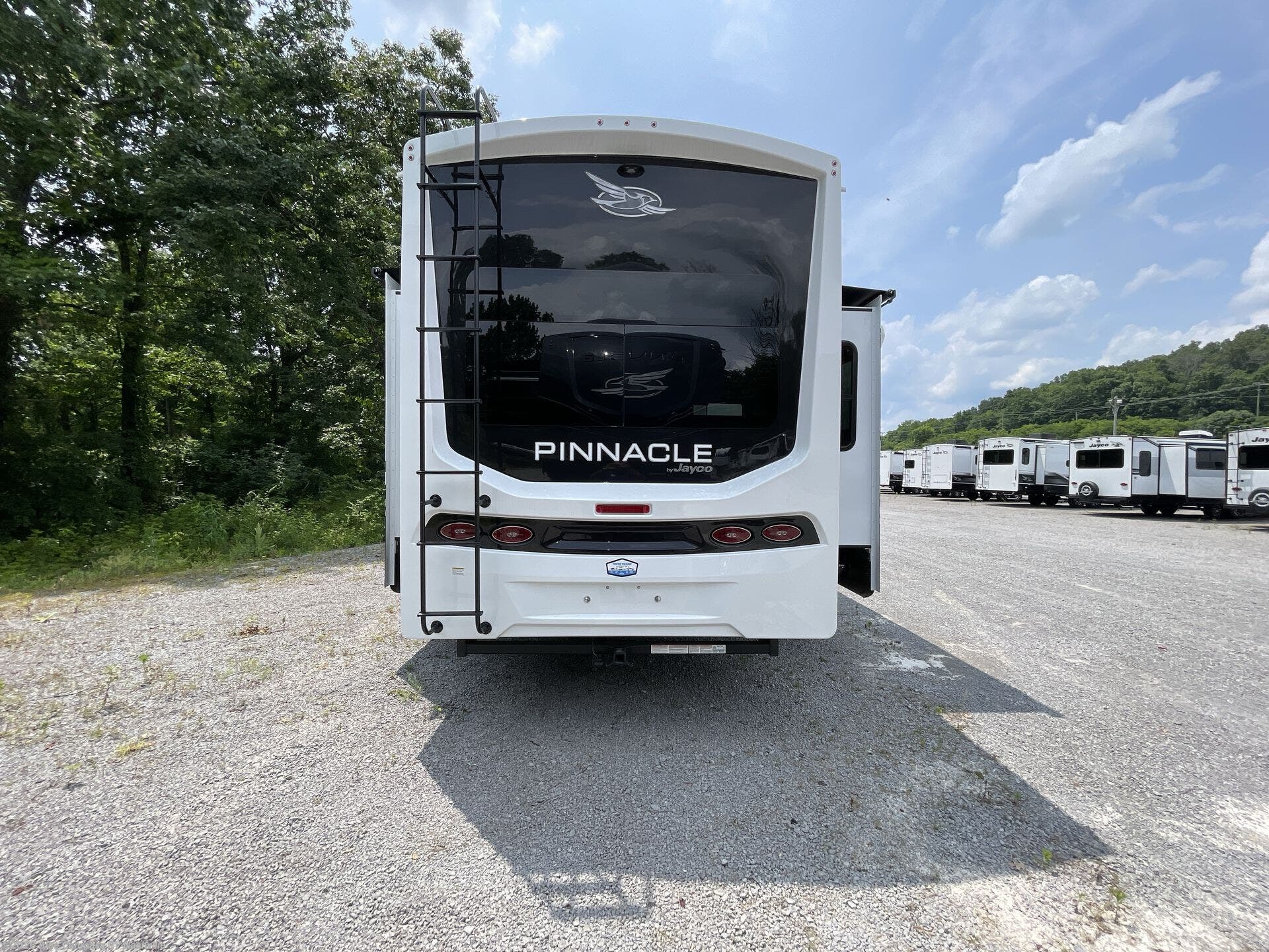 2025 Pinnacle 38KPTS by Jayco from Blue Compass RV Nashville in Lebanon, Tennessee