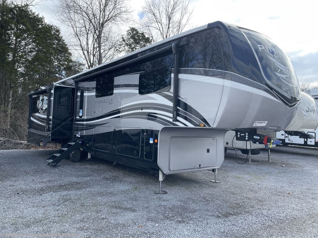 2024 Jayco Pinnacle 37MDQS RV for Sale in Lebanon, TN 37090 | UT540231 ...