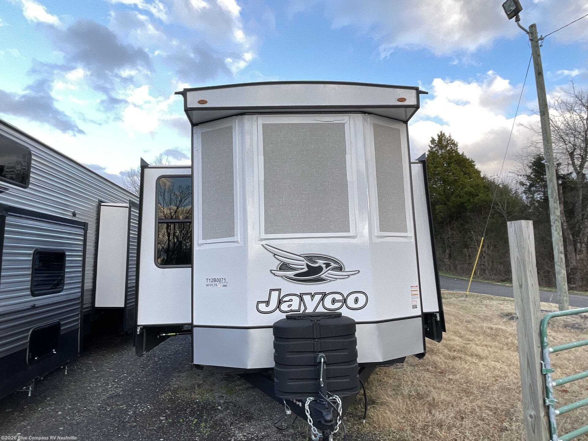 New 2026 Jayco Jay Flight Bungalow 401FLTS DS available in Lebanon, Tennessee