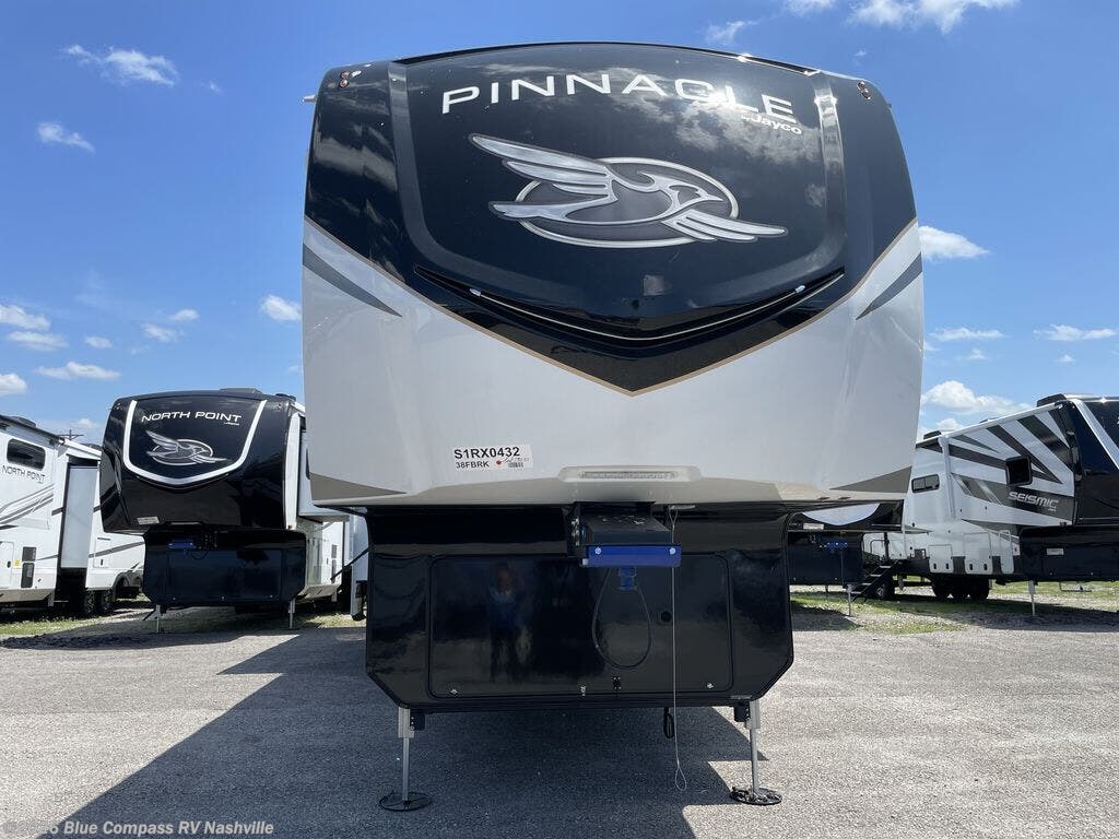 2025 Pinnacle 38FBRK by Jayco from Blue Compass RV Nashville in Lebanon, Tennessee