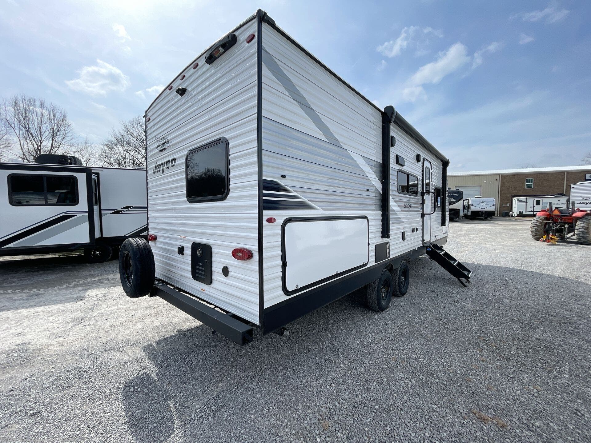 New 2026 Jayco Jay Flight SLX 245BHS available in Lebanon, Tennessee