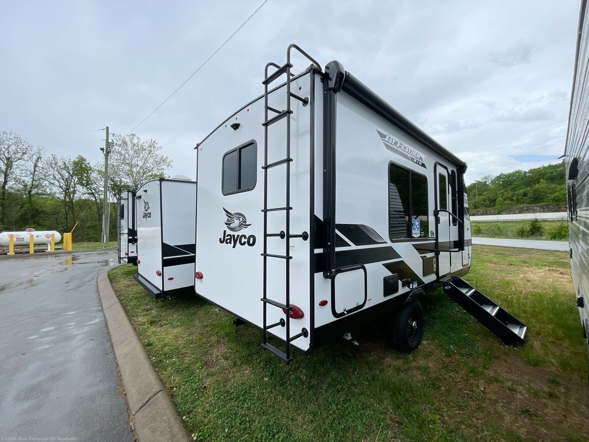 New 2026 Jayco Jay Feather Air 15MRB available in Lebanon, Tennessee