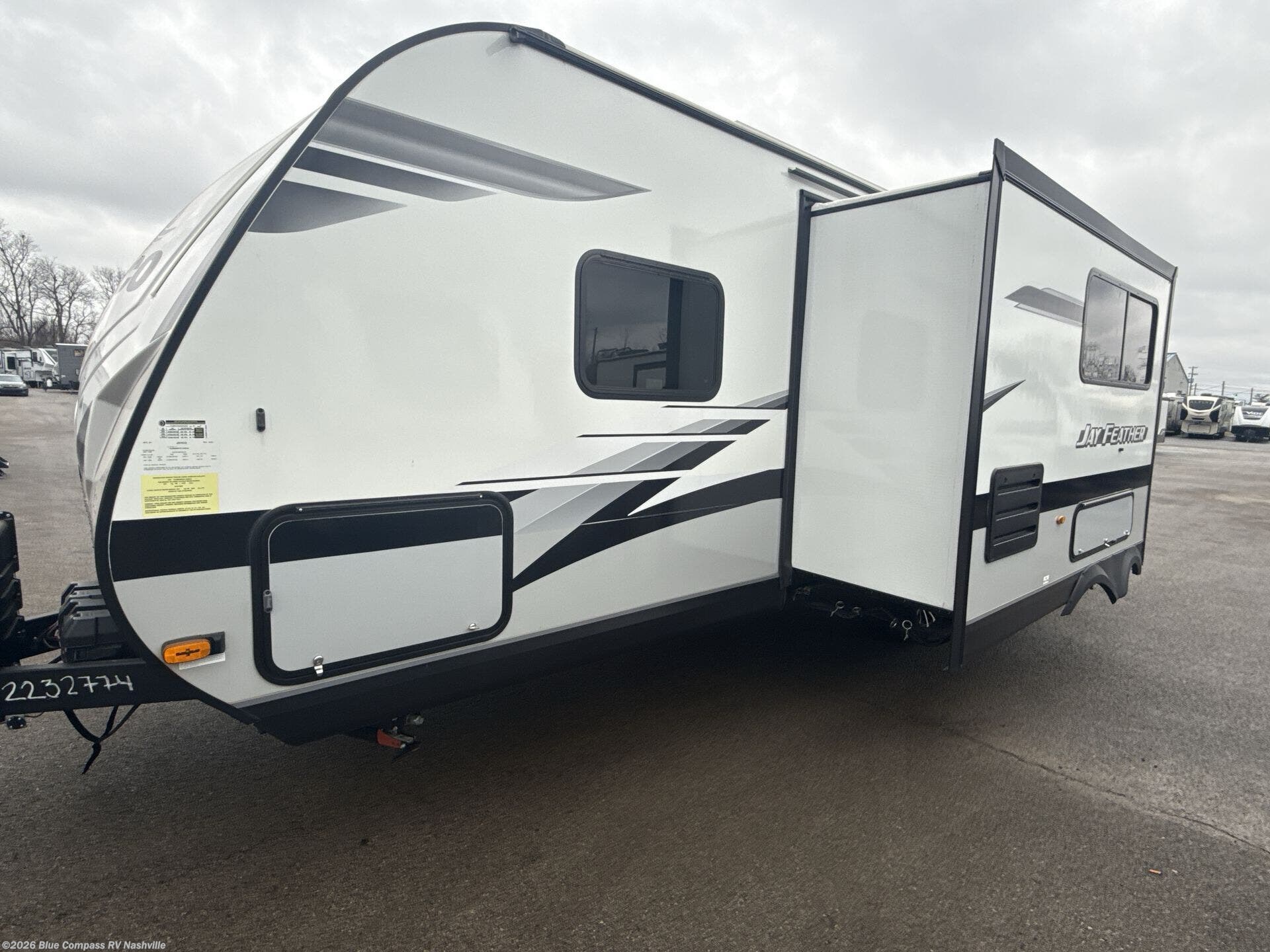 Used 2023 Jayco Jay Feather 24BH available in Lebanon, Tennessee