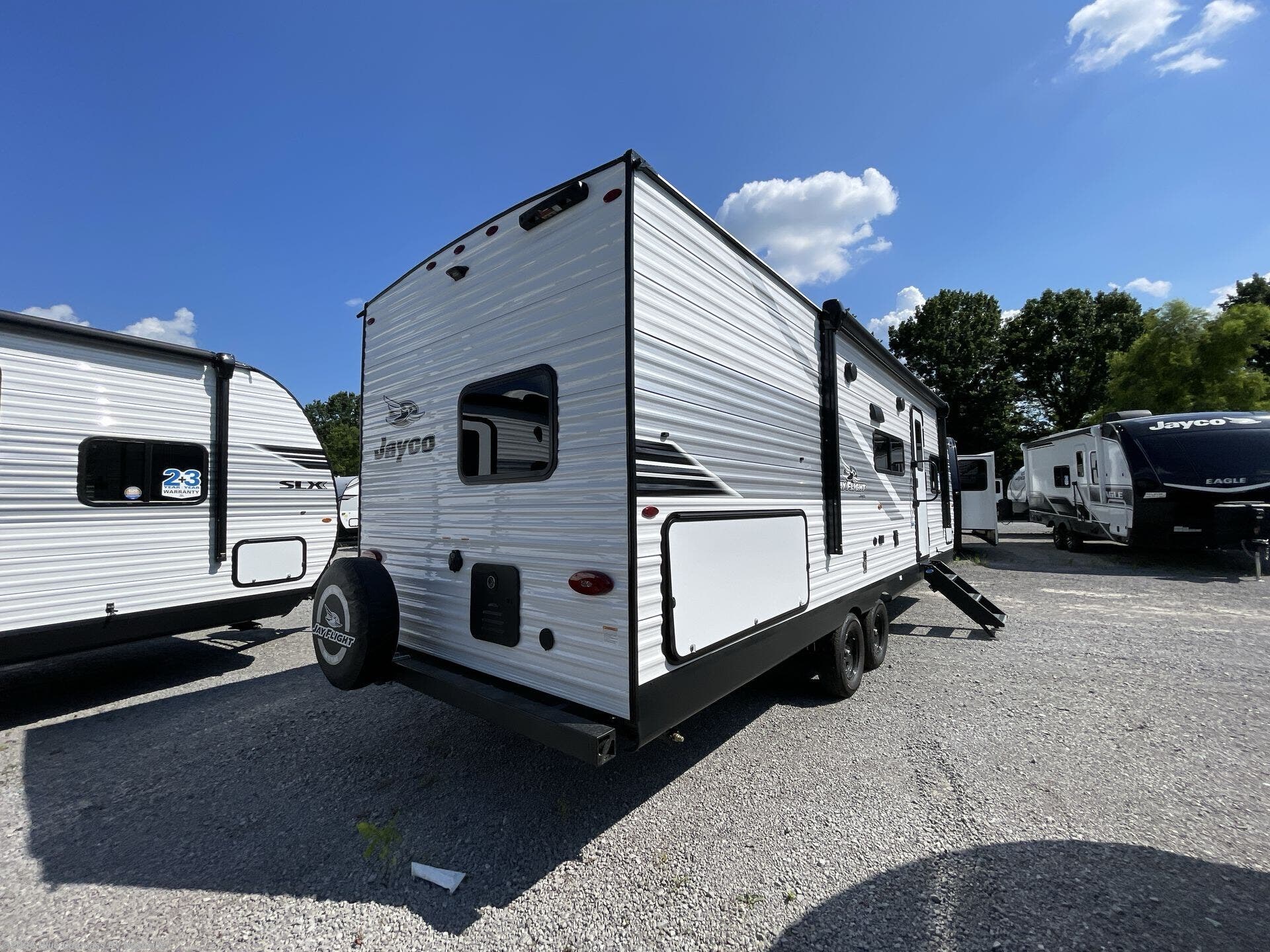 New 2026 Jayco Jay Flight SLX 261BHS available in Lebanon, Tennessee