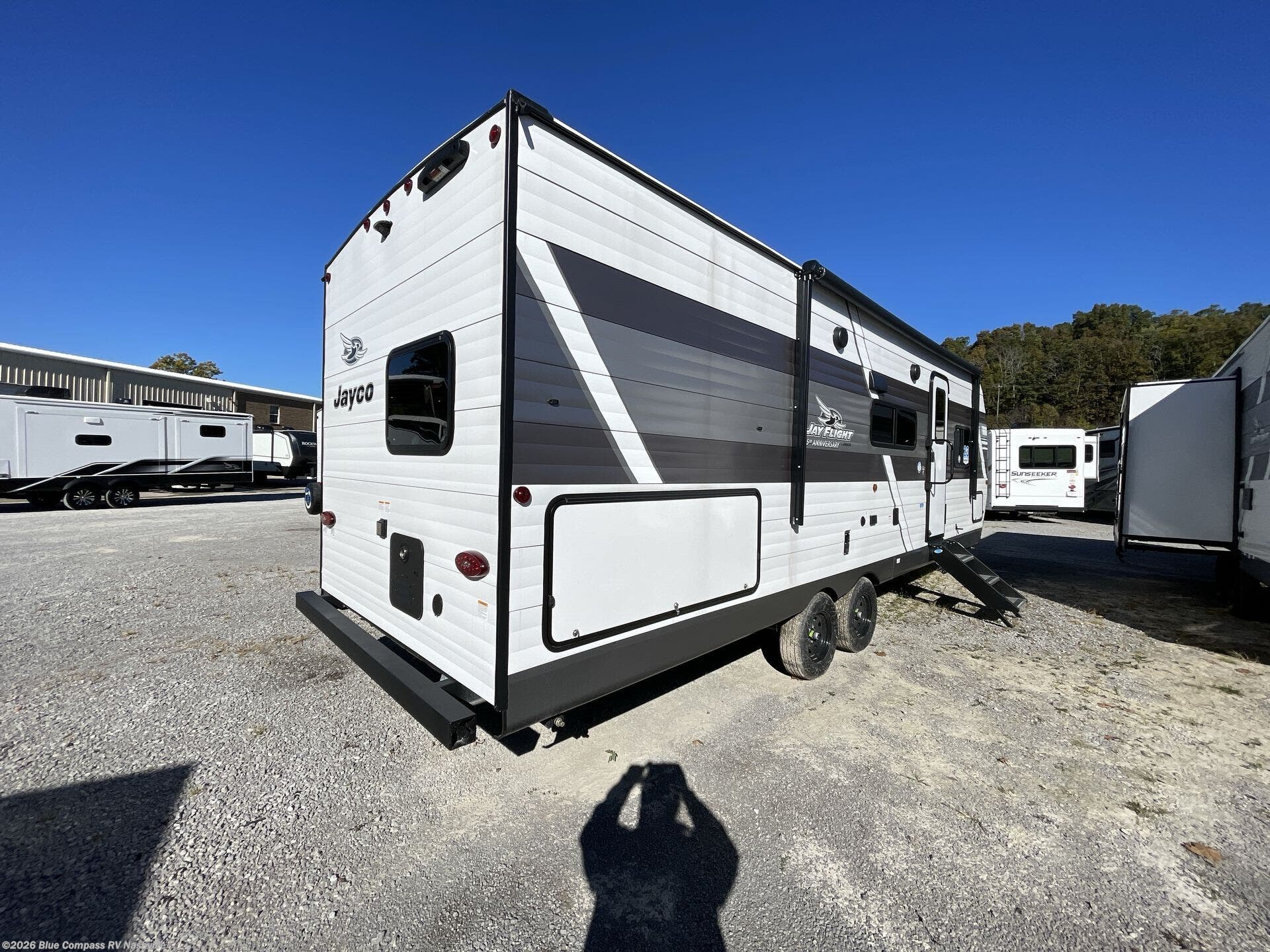 New 2027 Jayco Jay Flight SLX 261BHS available in Lebanon, Tennessee