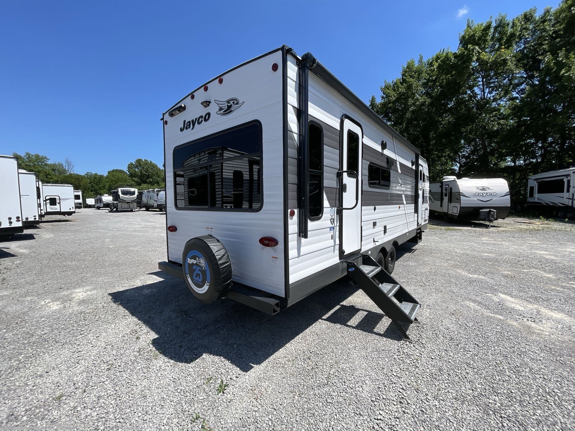 New 2027 Jayco Jay Flight SLX 262RLS available in Lebanon, Tennessee