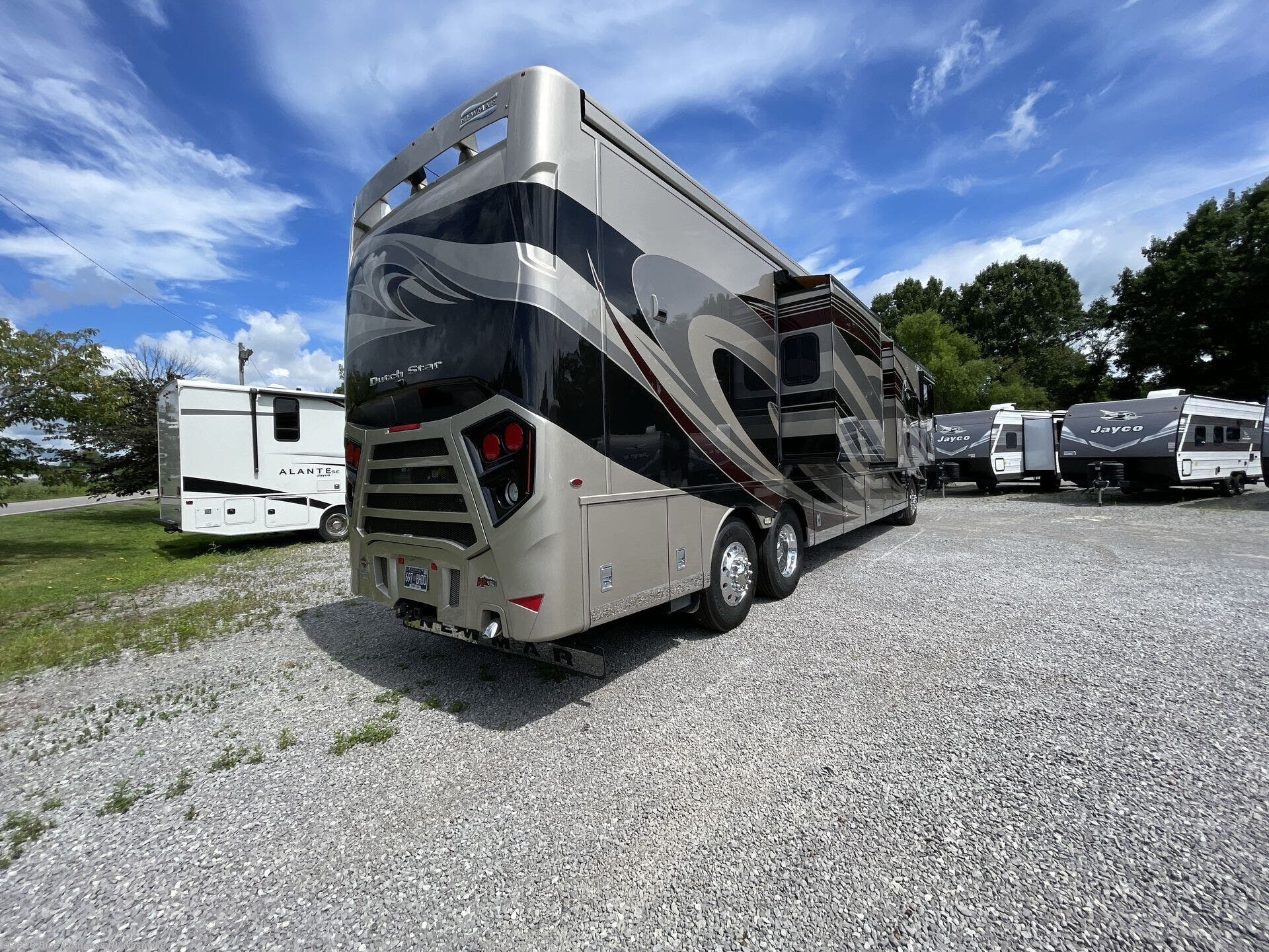 Used 2019 Newmar Dutch Star 4362 available in Lebanon, Tennessee