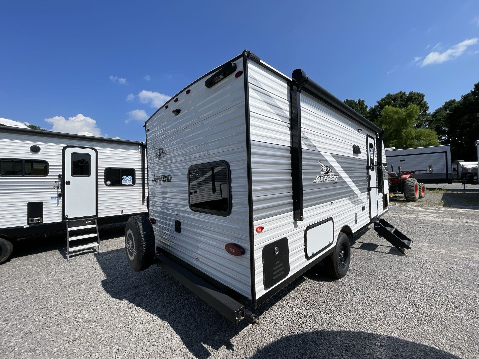 2026 Jay Flight SLX 197MB by Jayco from Blue Compass RV Nashville in Lebanon, Tennessee