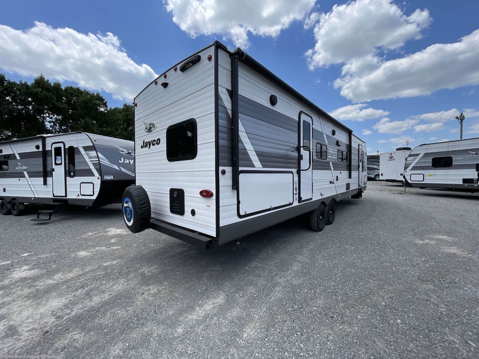 New 2027 Jayco Jay Flight 330TBS available in Lebanon, Tennessee