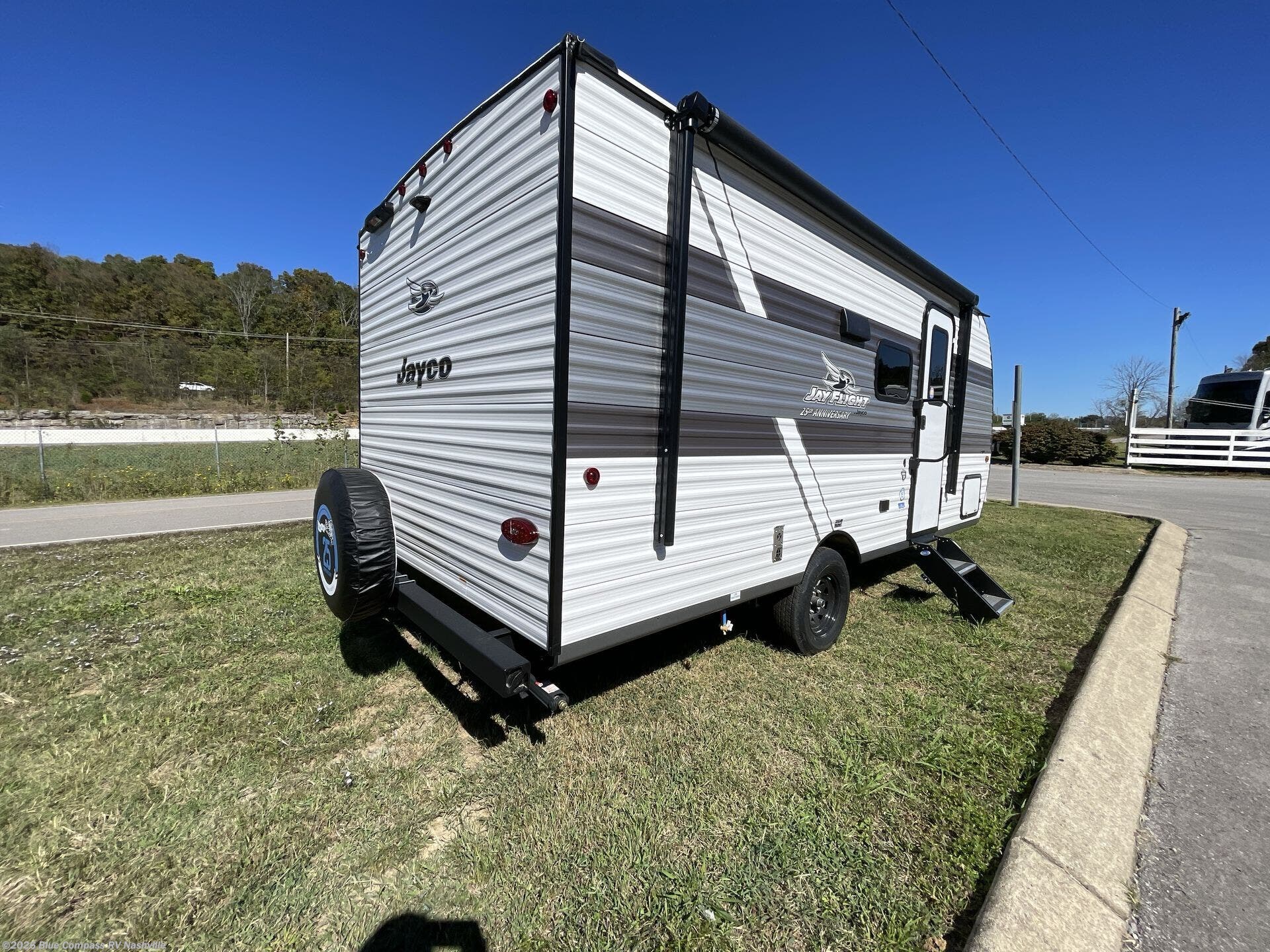 New 2027 Jayco Jay Flight 175BH available in Lebanon, Tennessee