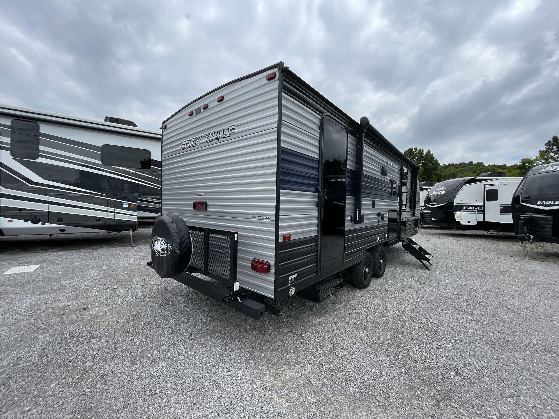 Used 2022 Forest River Cherokee Grey Wolf 23DBH available in Lebanon, Tennessee