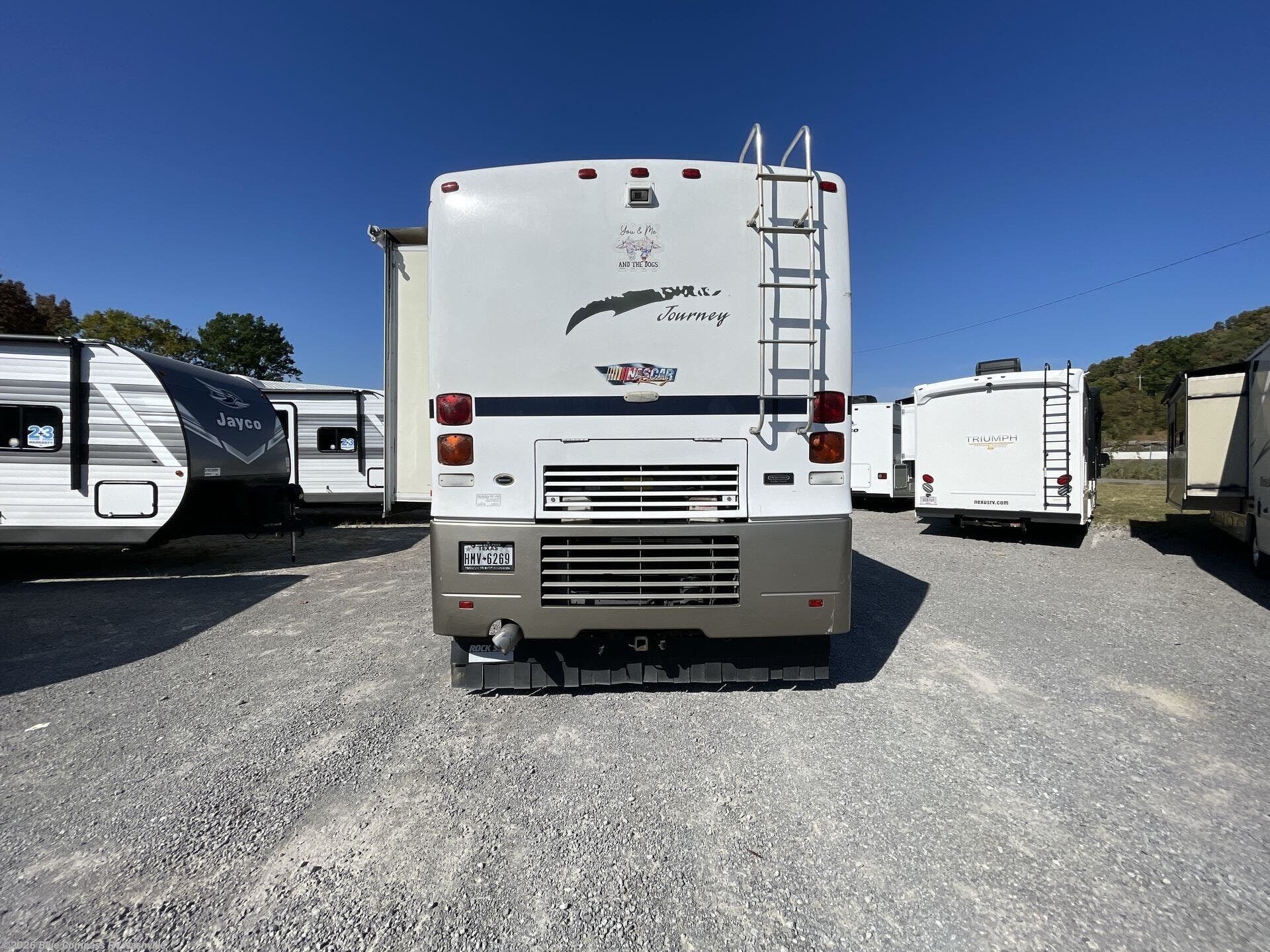 2002 Winnebago Journey 32 T - Used Class A For Sale by Blue Compass RV Nashville in Lebanon, Tennessee