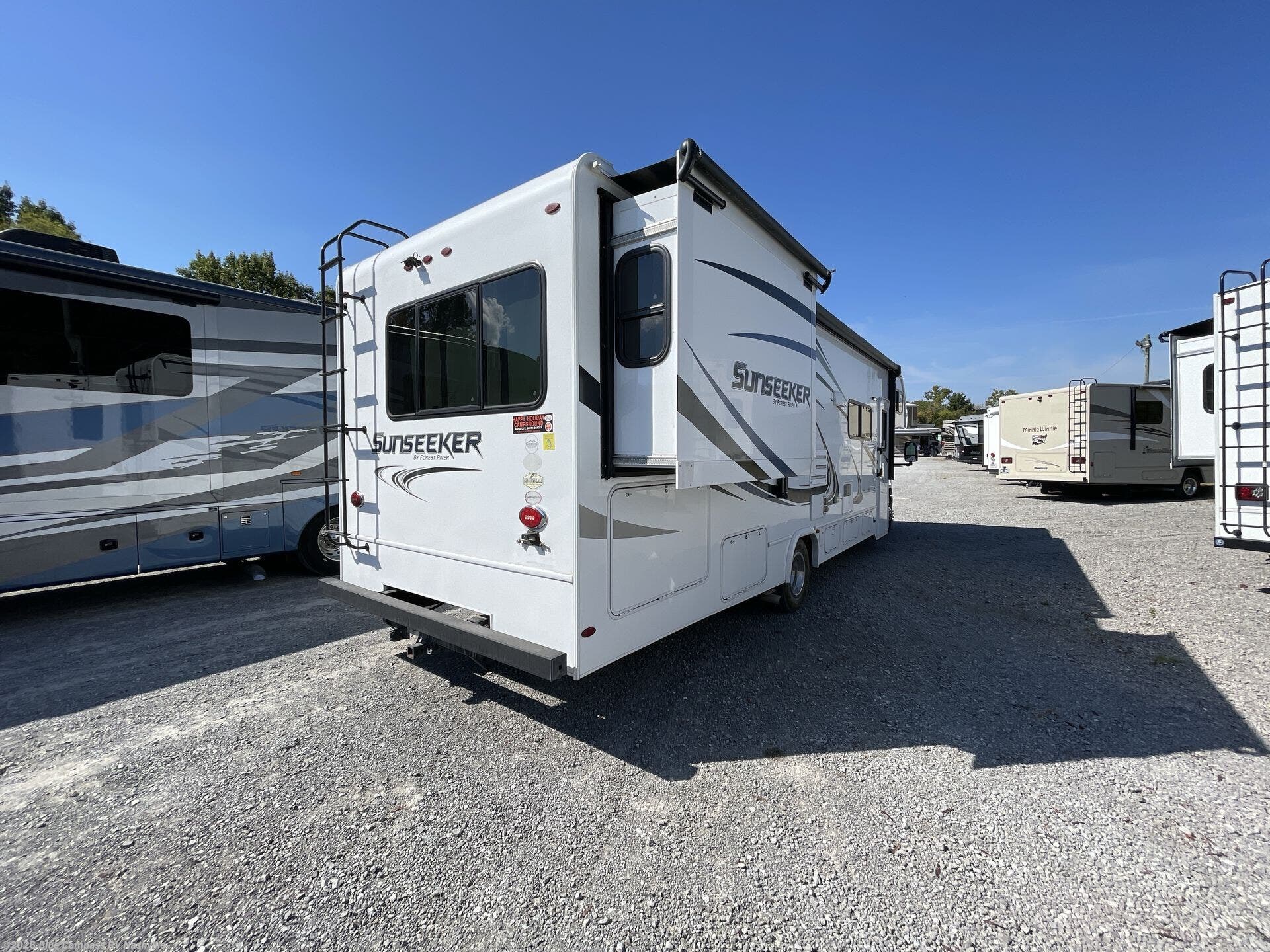 Used 2018 Forest River Sunseeker 3010DS available in Lebanon, Tennessee