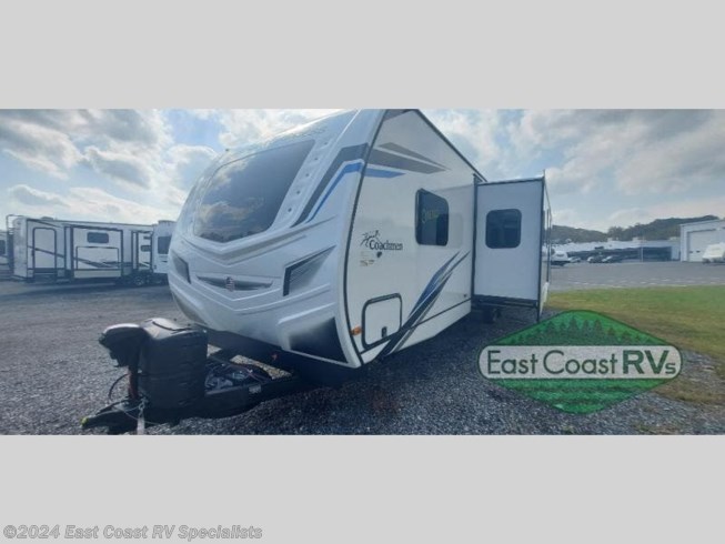 2023 Freedom Express Liberty Edition 320BHDSLE by Coachmen from East Coast RV Specialists in Bedford, Pennsylvania