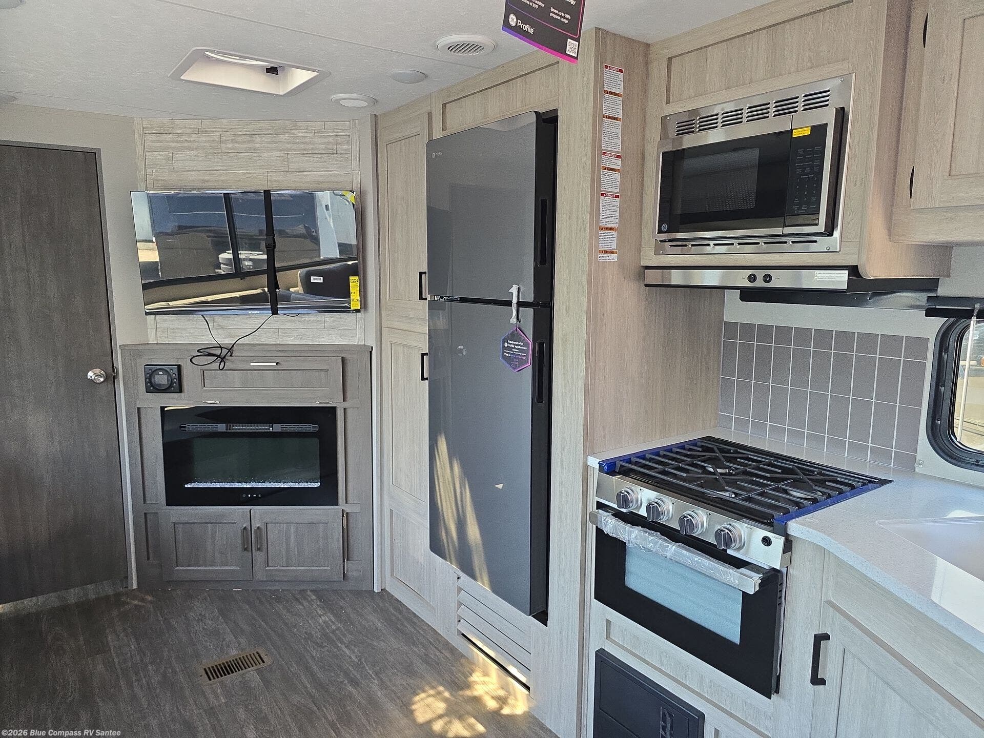 New 2026 Forest River Aurora 28BHS available in Santee, California