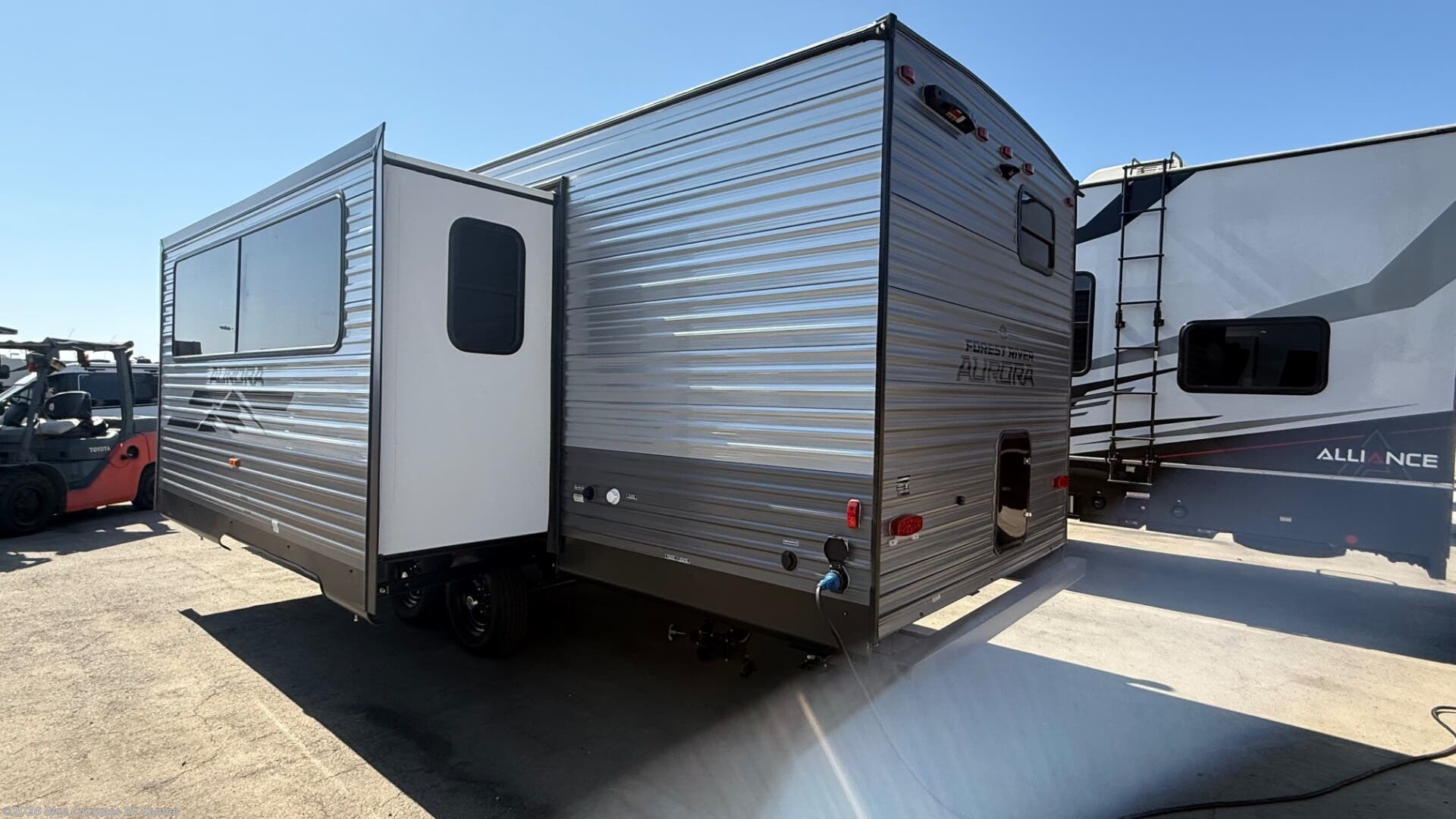 Used 2026 Forest River Aurora Light 26BHS available in Santee, California