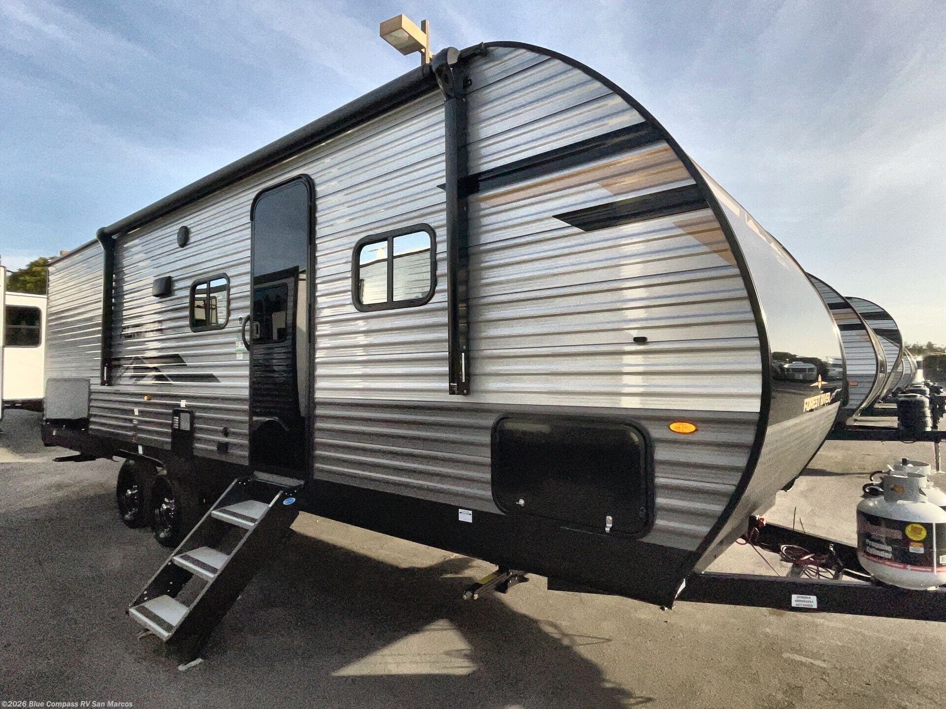 2025 Aurora Light 26BHS by Forest River from Blue Compass RV San Marcos in San Marcos, California