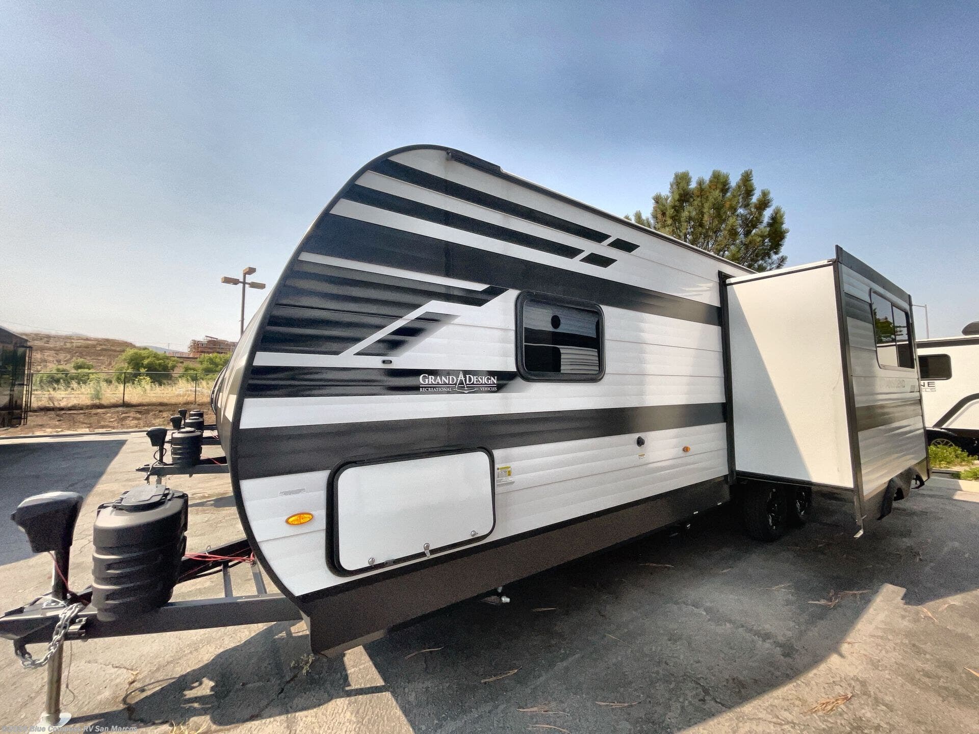New 2025 Grand Design Transcend Xplor 265BH available in San Marcos, California