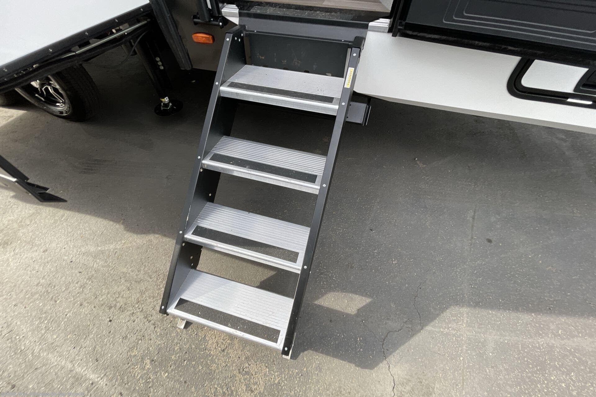 New 2026 Grand Design Unknown 311BHS available in San Marcos, California