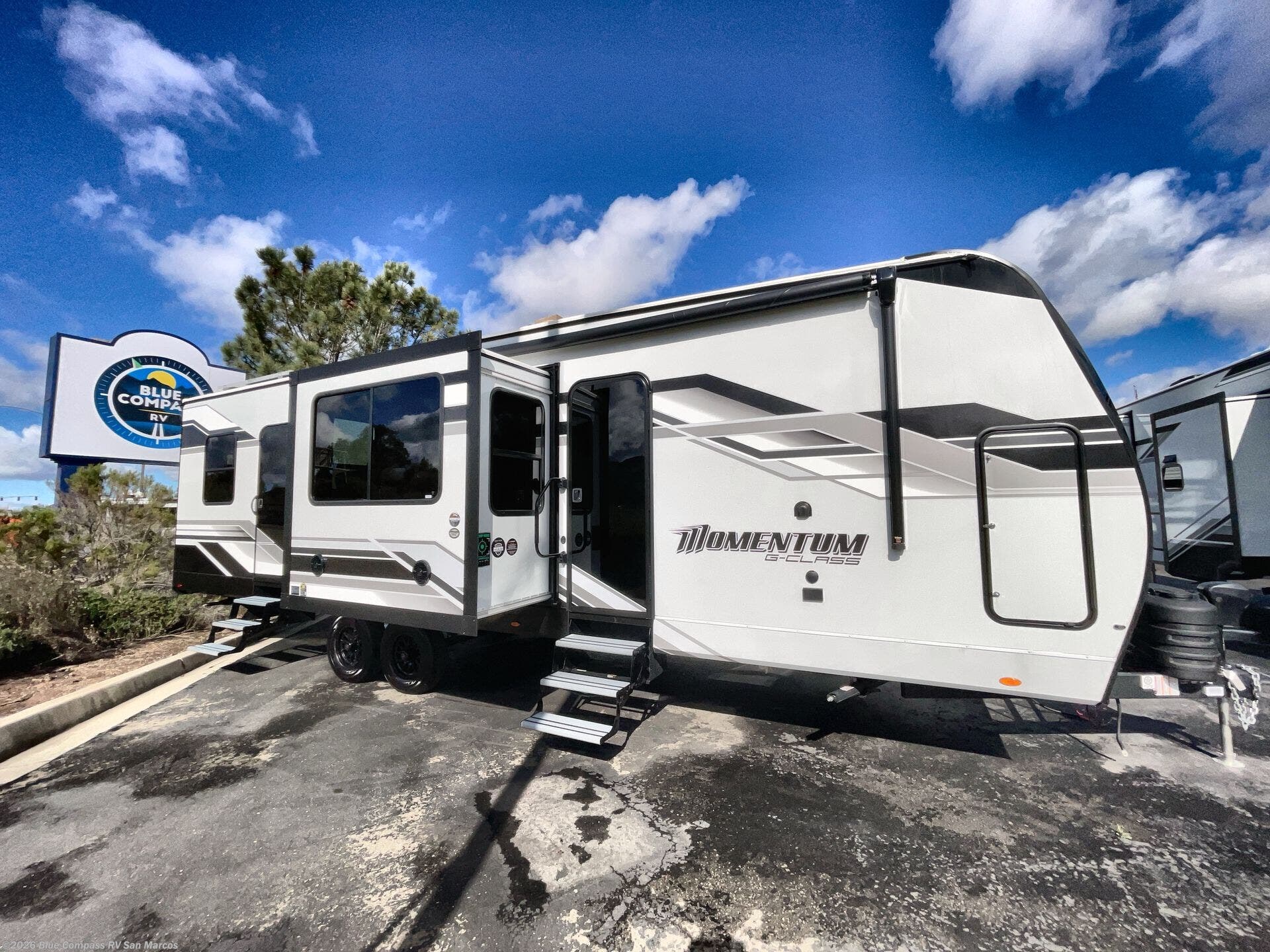 2026 Momentum G-Class 31G by Grand Design from Blue Compass RV San Marcos in San Marcos, California
