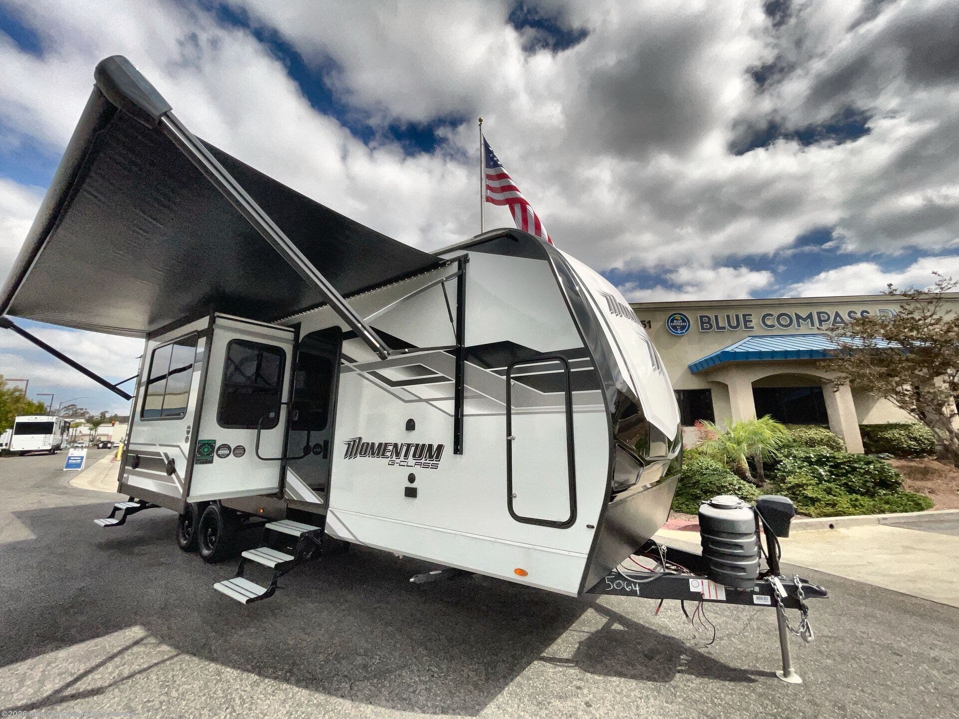2026 Momentum G-Class 31G by Grand Design from Blue Compass RV San Marcos in San Marcos, California