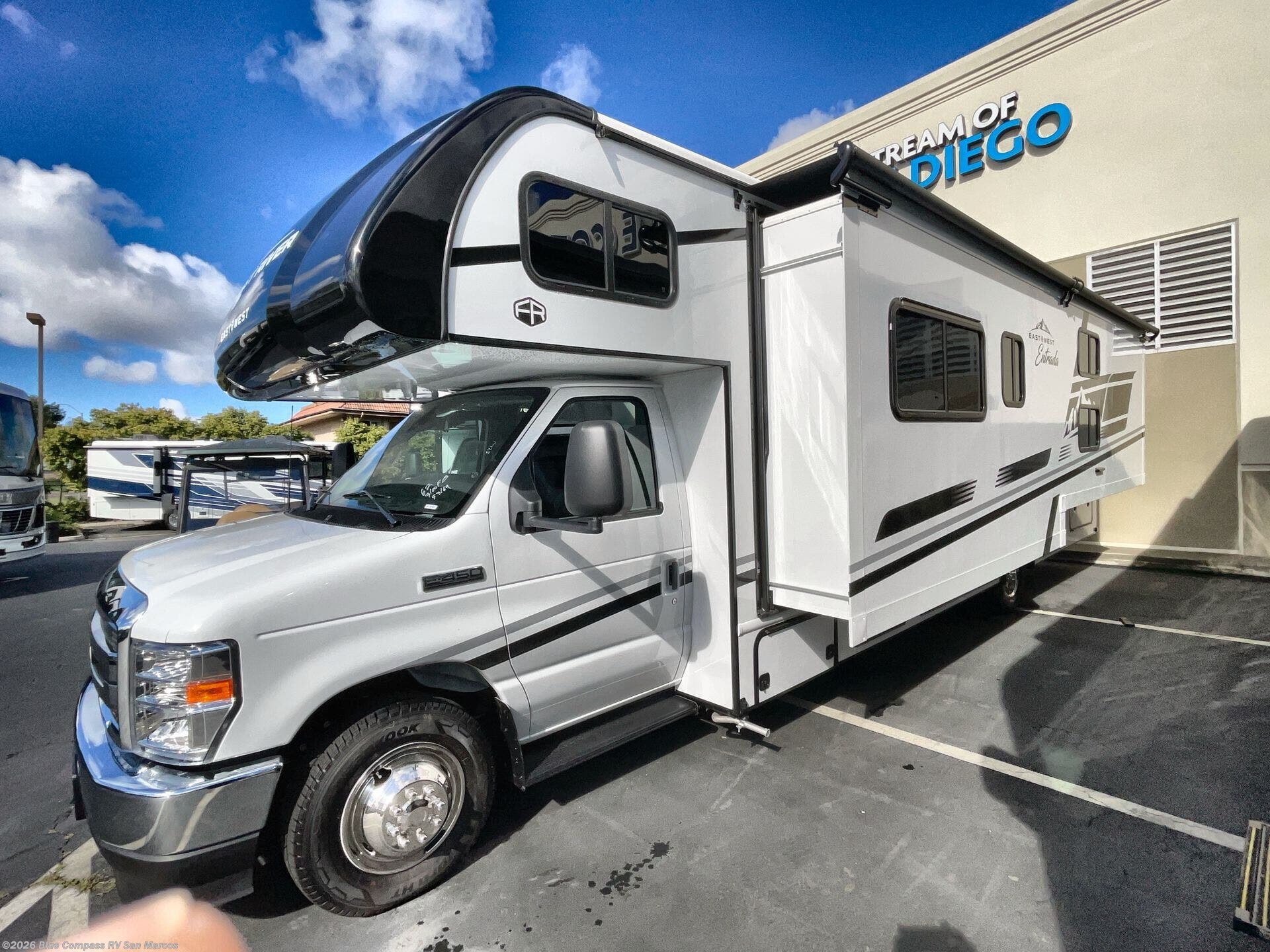 New 2026 East to West Entrada 3100FB available in San Marcos, California