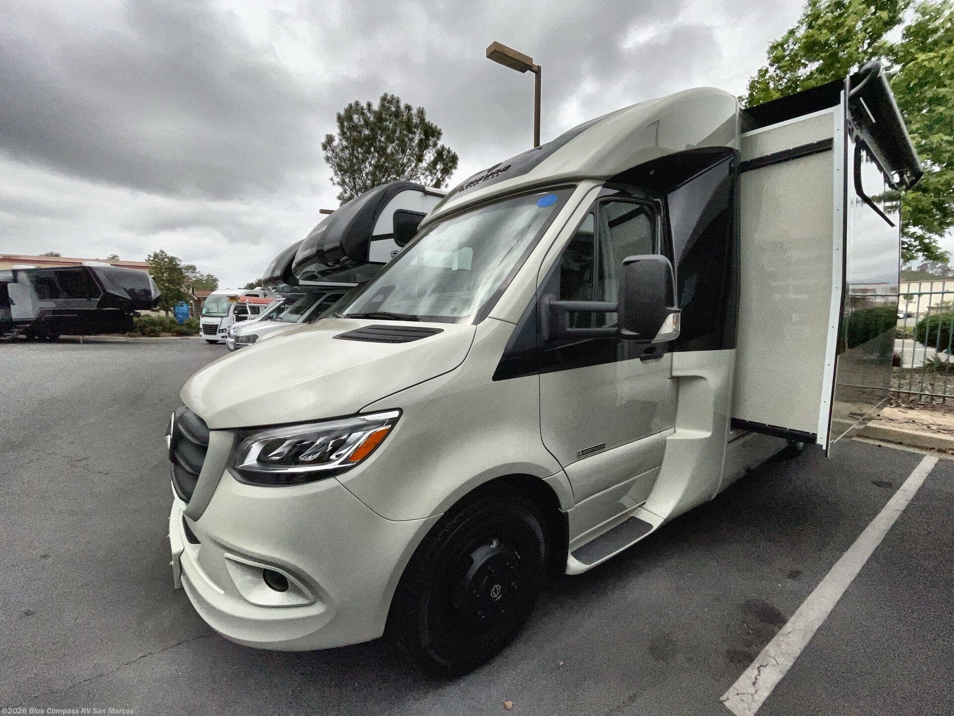 New 2026 Leisure Travel Unity U24MBL available in San Marcos, California